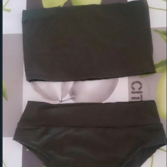 RESTOCKED "Tahiti" Bandeau Bikini - Picture 3 of 8